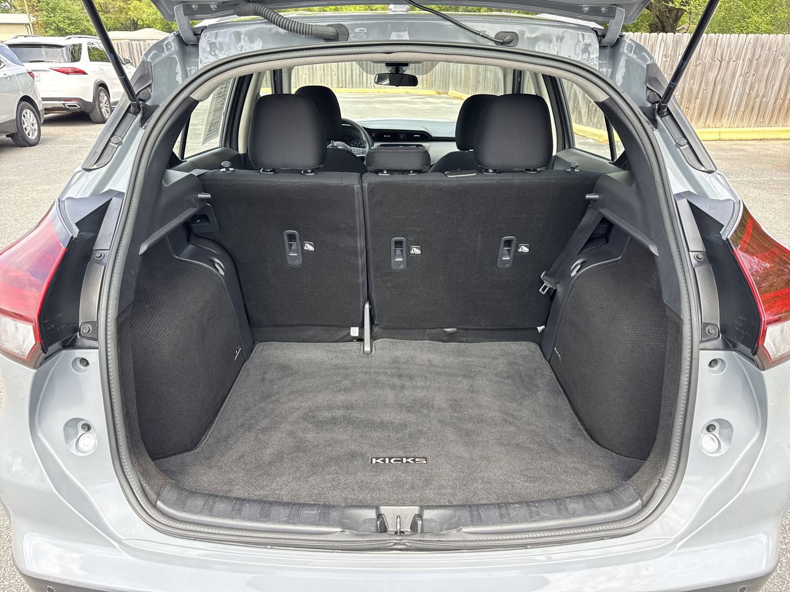 Used 2024 Nissan Kicks SV FWD image 28