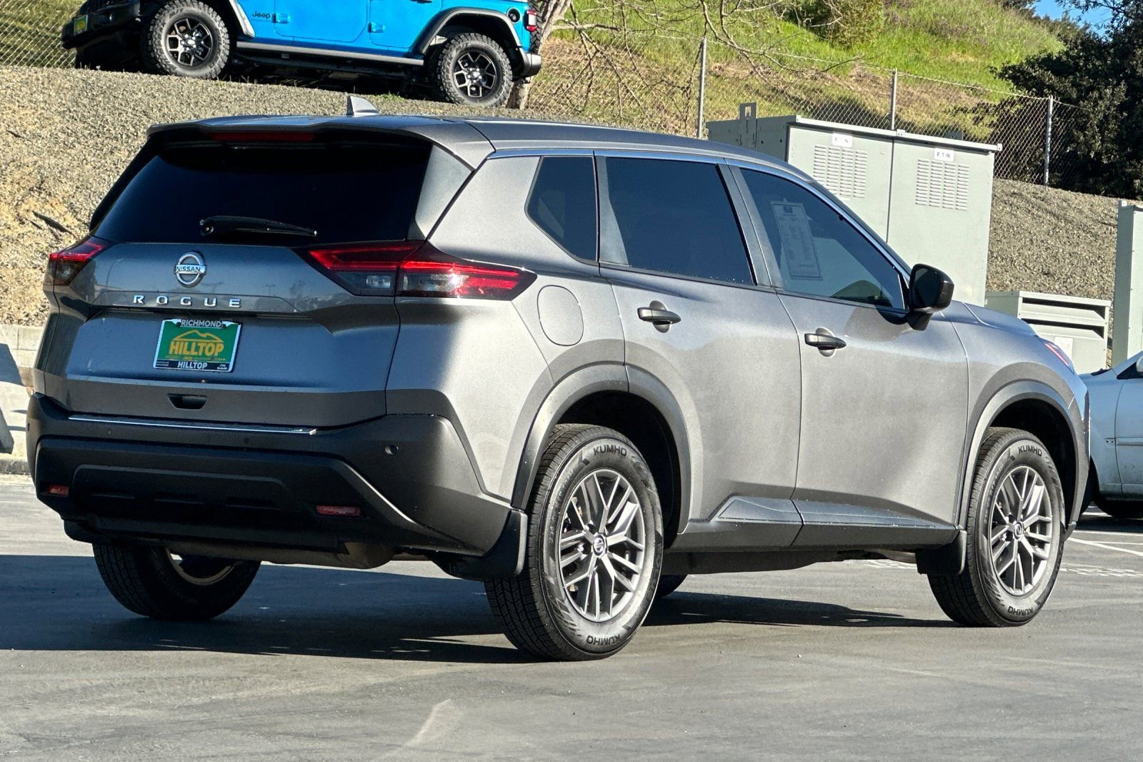 Used 2021 Nissan Rogue S image 4