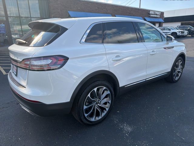 Used 2023 Lincoln Nautilus Reserve AWD/4WD image 6