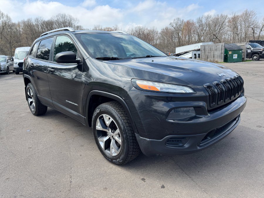 Used 2016 Jeep Cherokee Sport w/ Cold Weather Group AWD/4WD image 7