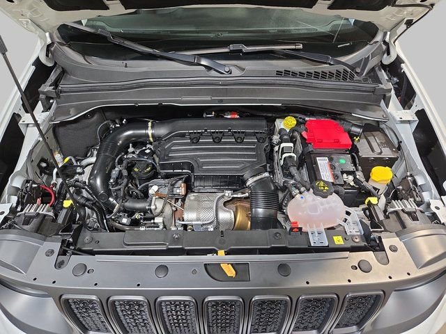 Used 2023 Jeep Renegade Limited w/ Sun/Sound Group image 32