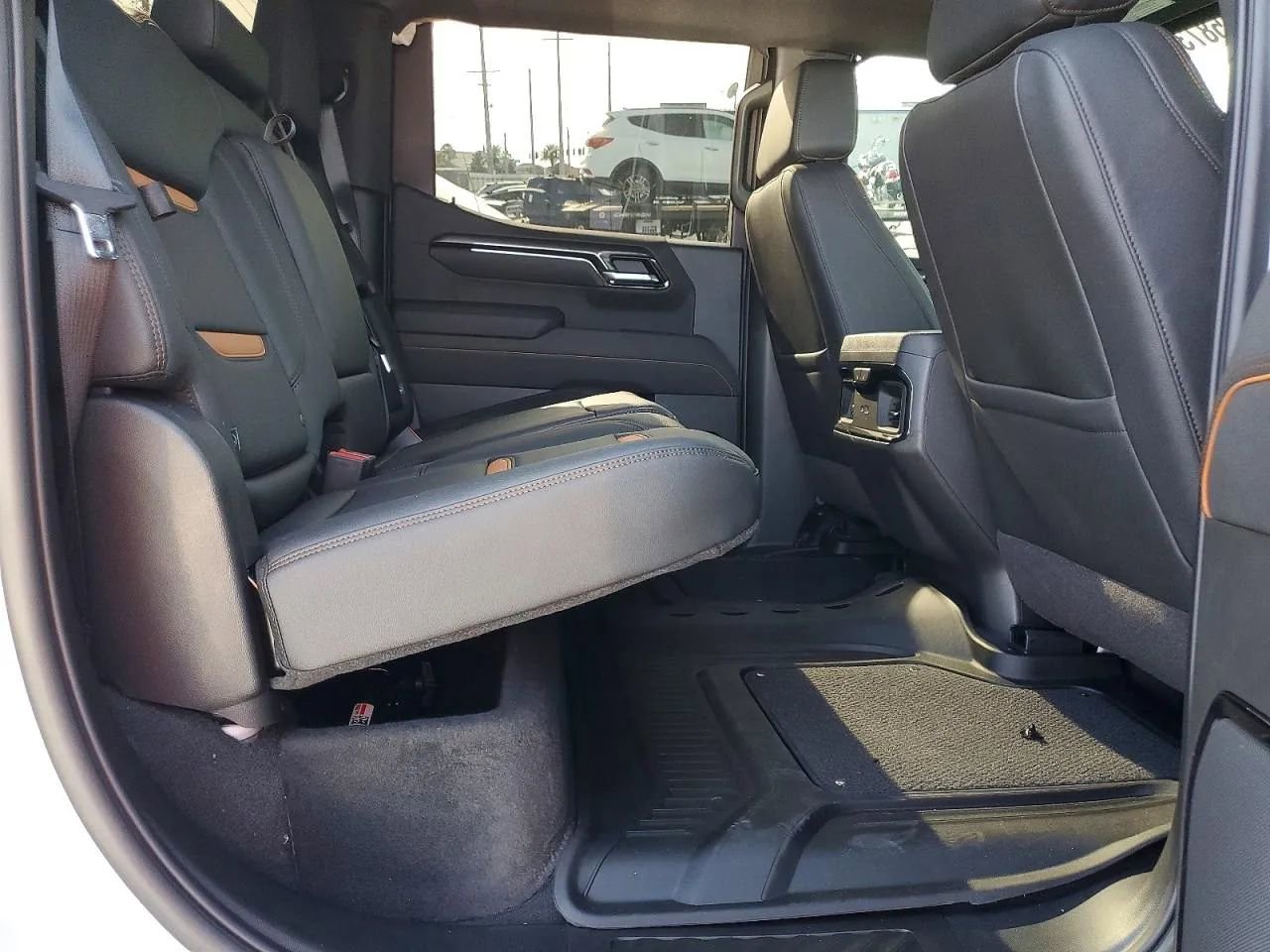 Used 2026 GMC Sierra 1500 AT4 w/ AT4 Premium Package AWD/4WD image 10