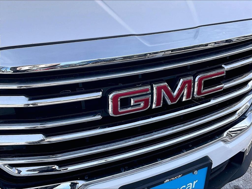 Used 2024 GMC Terrain SLT image 28