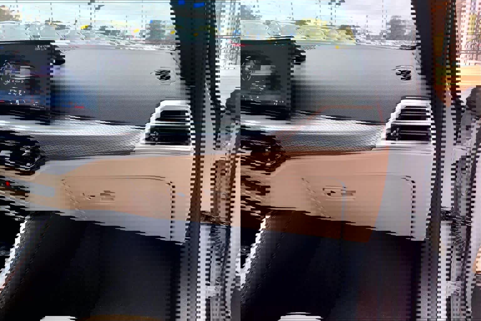 Certified 2025 BMW M440i Coupe w/ Premium Package image 20