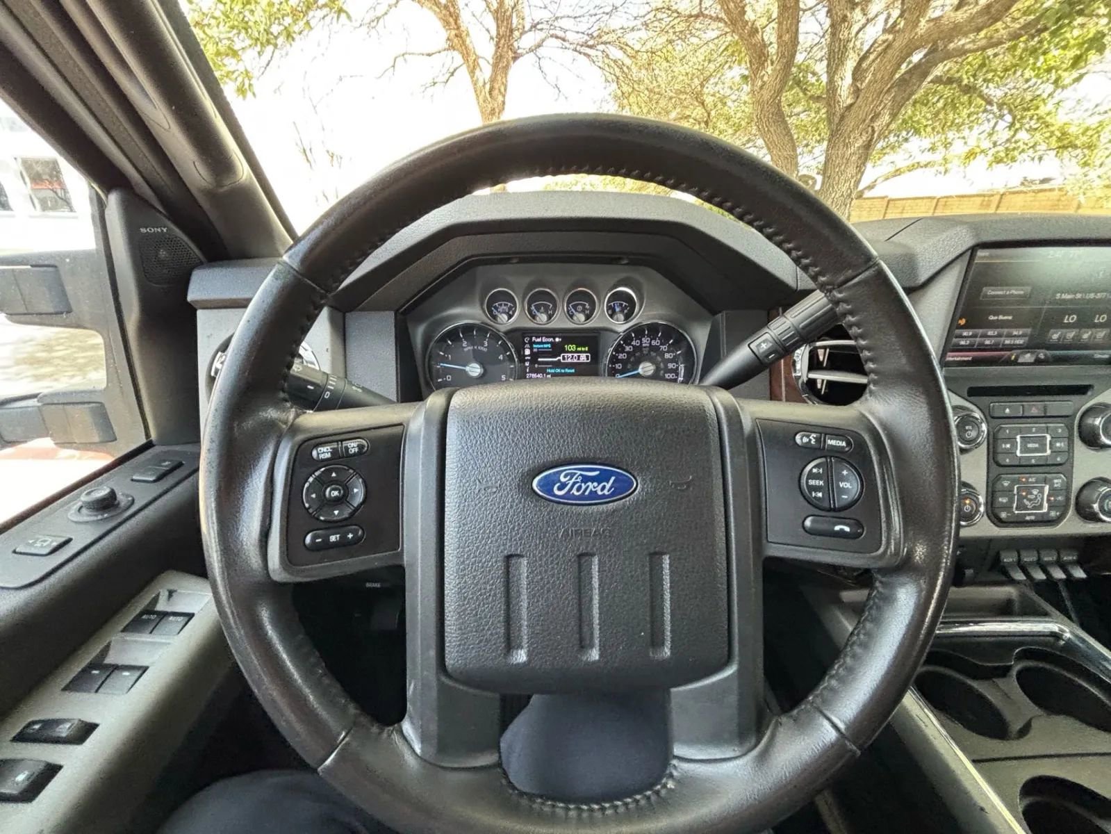 Used 2016 Ford F250 Lariat w/ Lariat Ultimate Package AWD/4WD image 24