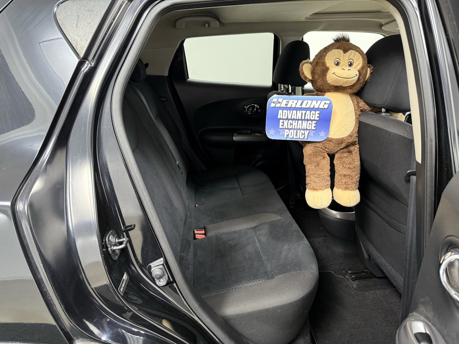 Used 2011 Nissan Juke SV w/ Interior Illumination Pkg image 21