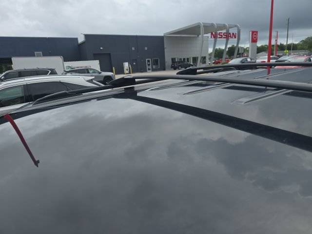 Used 2013 Chevrolet Avalanche LS RWD image 10