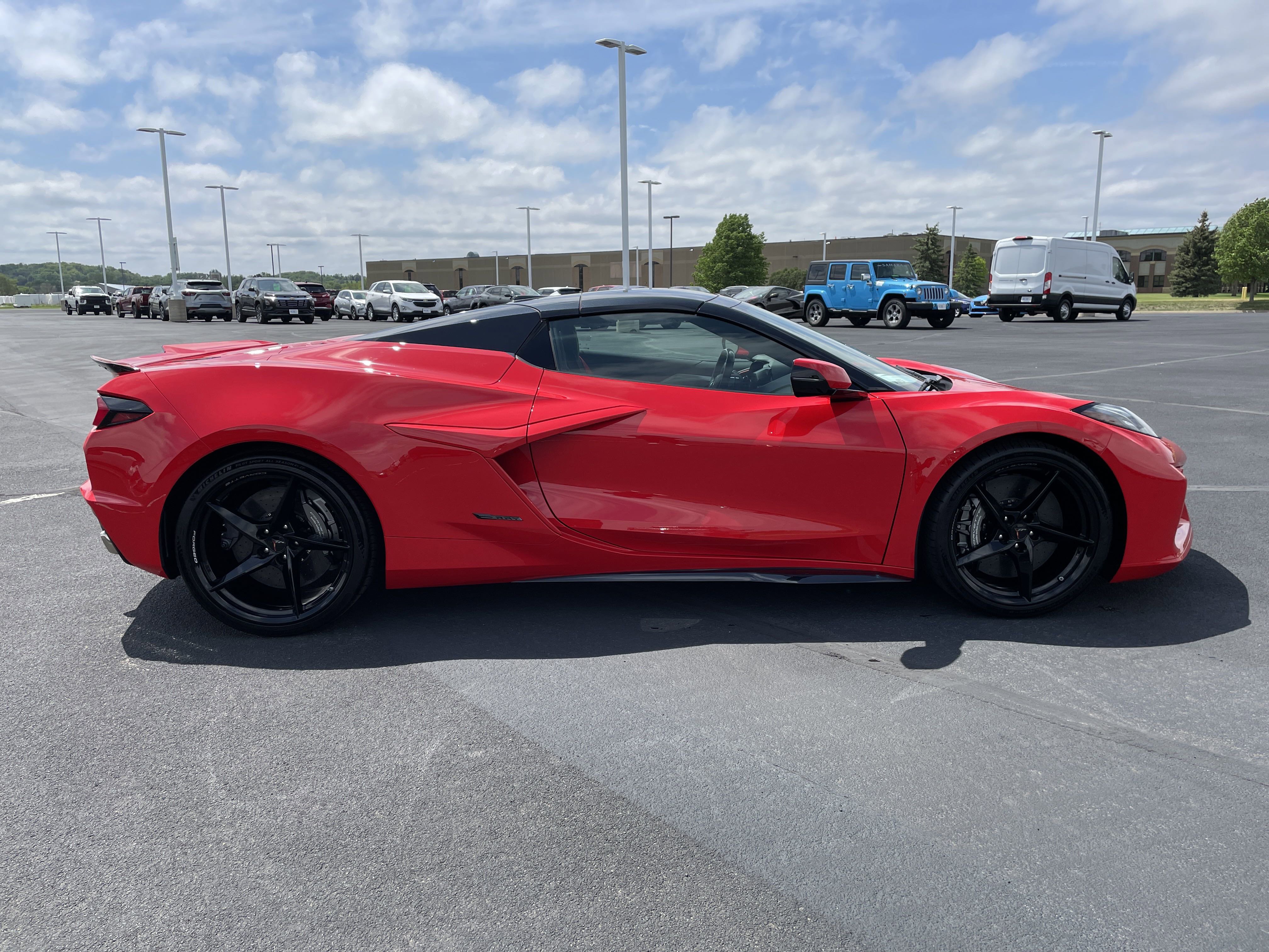 Used 2025 Chevrolet Corvette E-Ray w/ LPO, Roadside Safety Package image 6