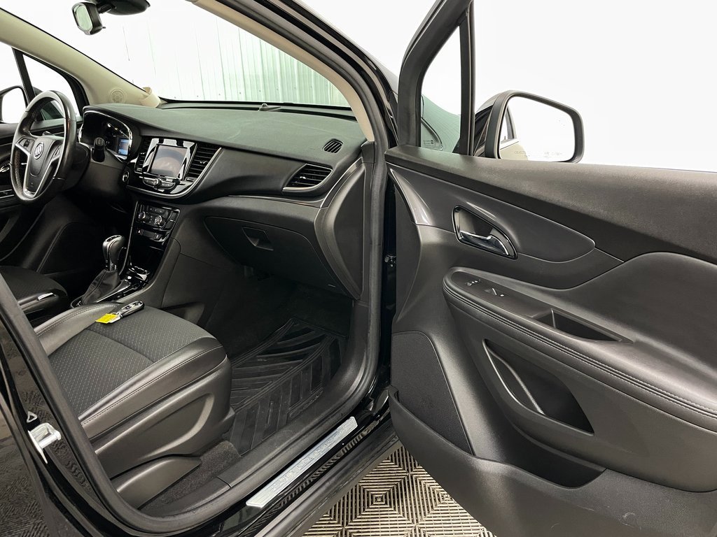 Certified 2022 Buick Encore Preferred w/ Safety Package image 33