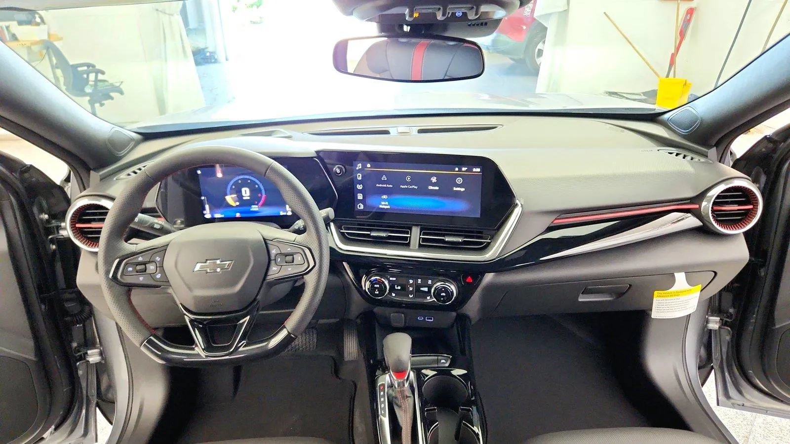 New 2026 Chevrolet Trax RS w/ Sunroof Package FWD image 27