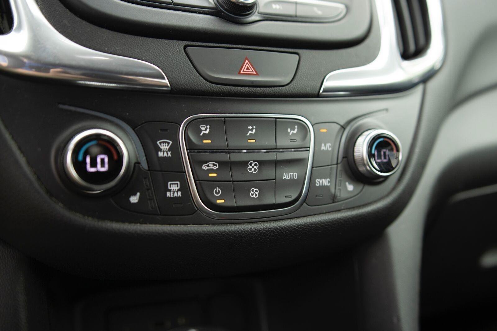 Used 2020 Chevrolet Equinox LT AWD/4WD image 9