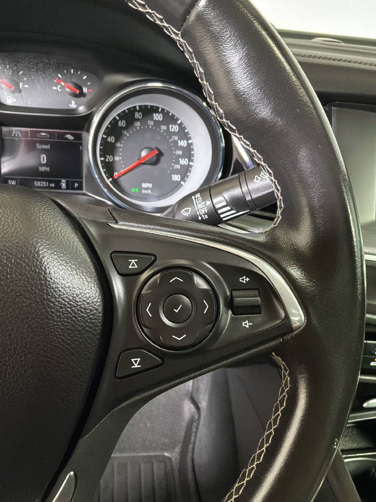 Used 2019 Buick Regal Preferred w/ Driver Confidence Package I FWD image 26
