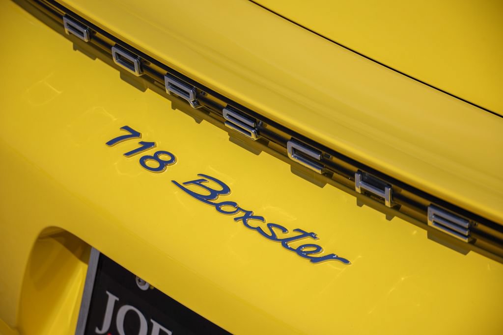 Certified 2024 Porsche 718 Boxster RWD image 19