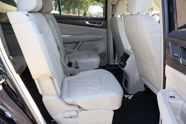 New 2026 Volkswagen Atlas SEL Premium R-Line image 17