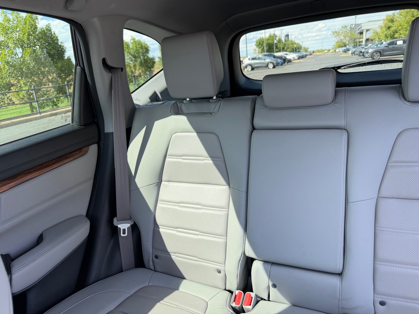 Used 2020 Honda CR-V Touring image 18