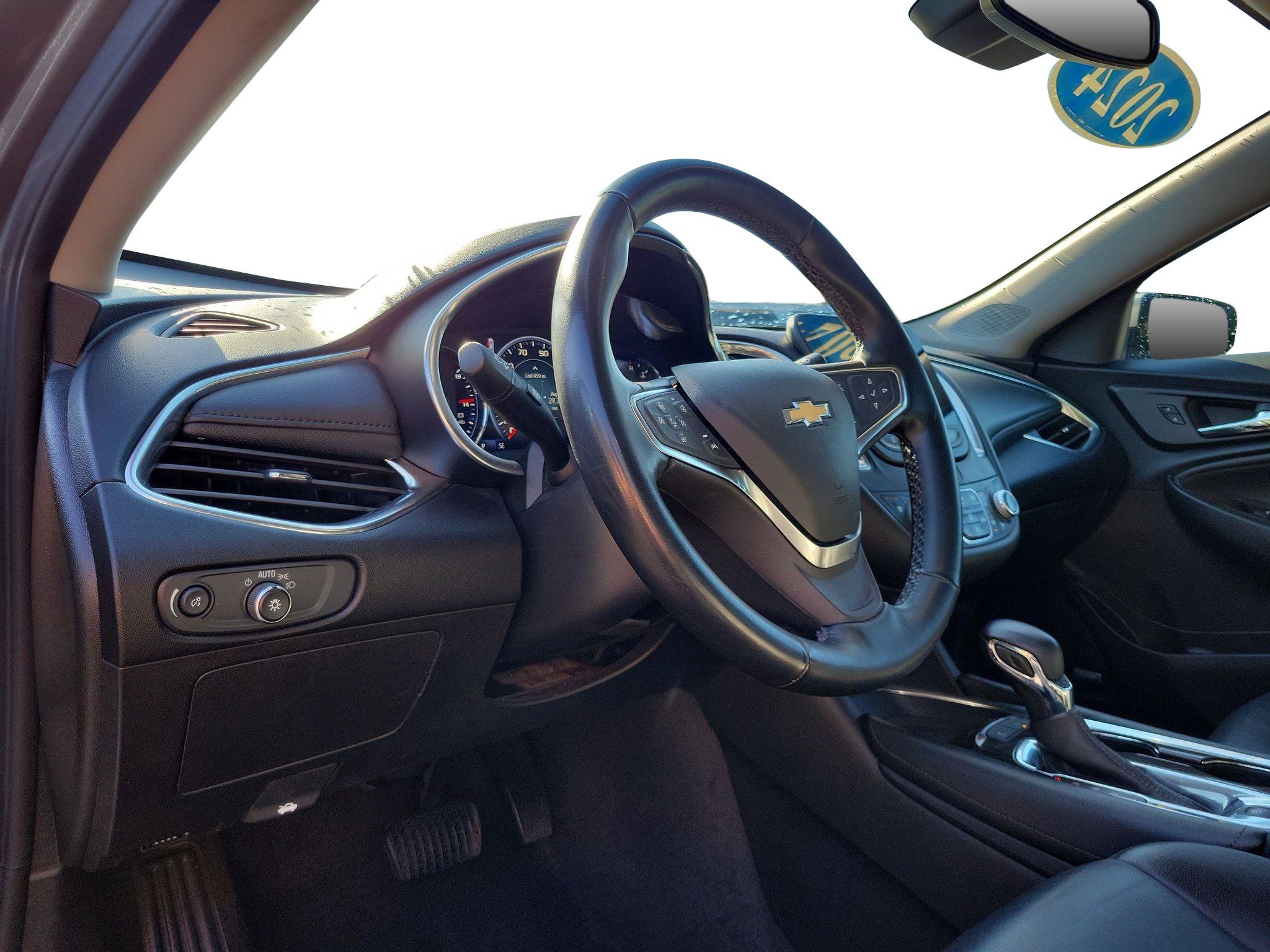 Used 2024 Chevrolet Malibu LT FWD image 6