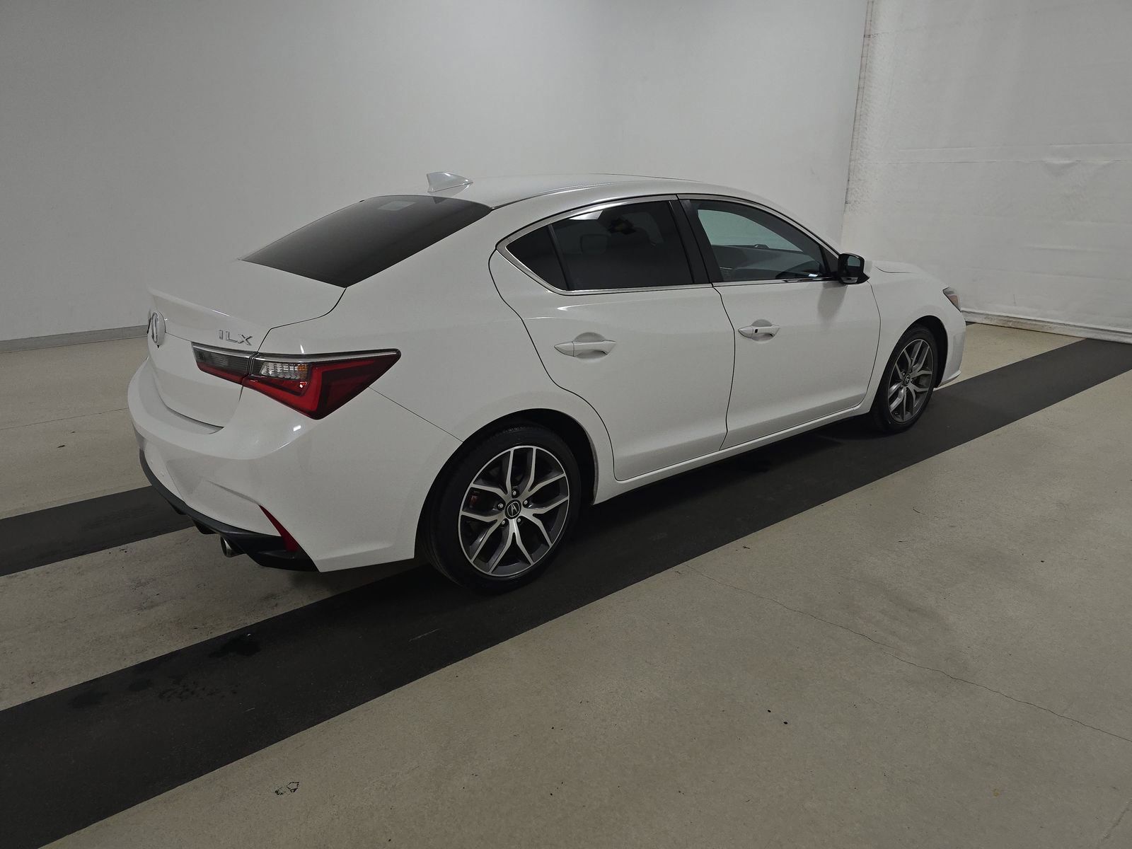 Used 2020 Acura ILX w/ Premium Package image 5