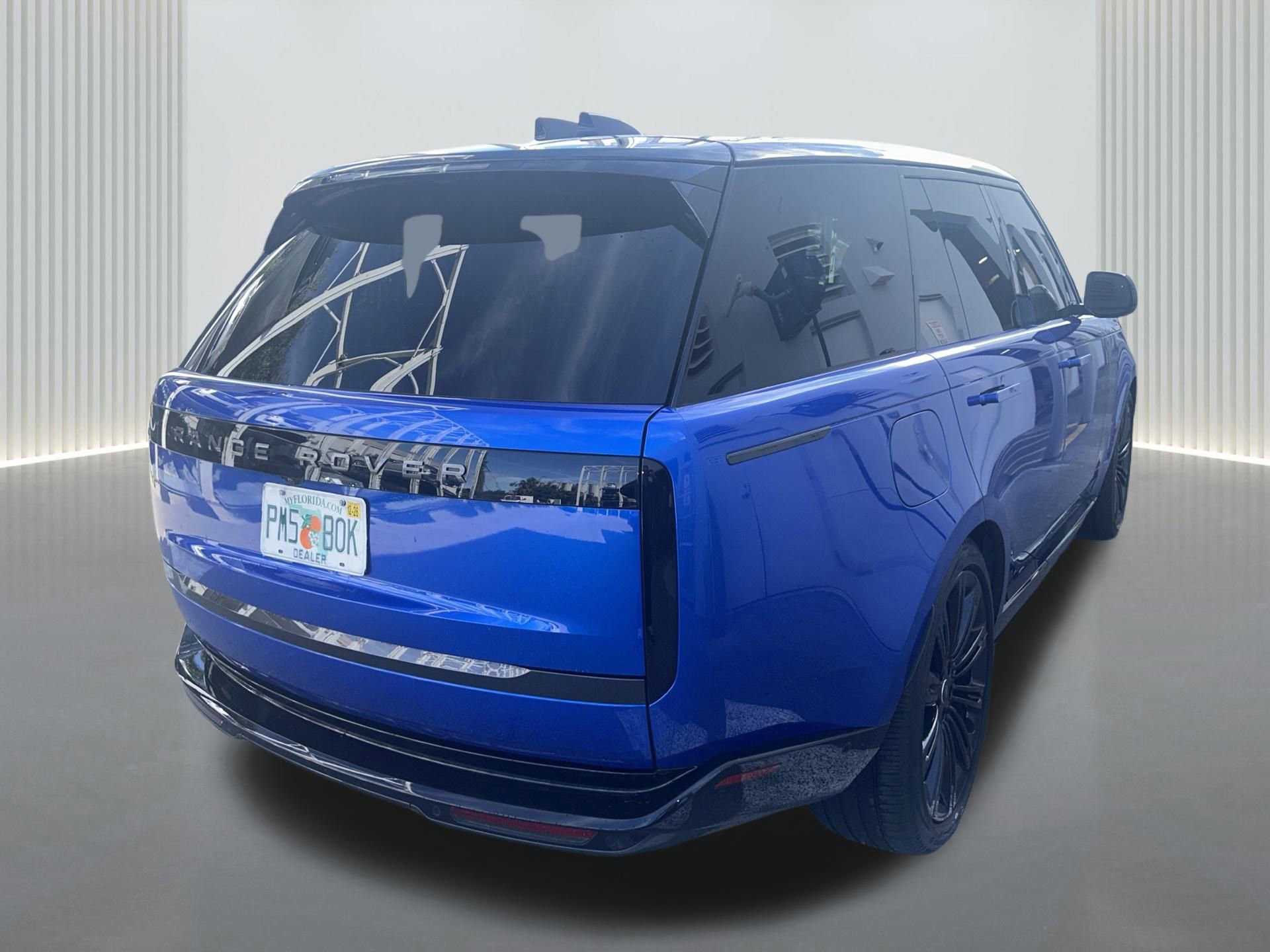 Used 2024 Land Rover Range Rover SE image 13