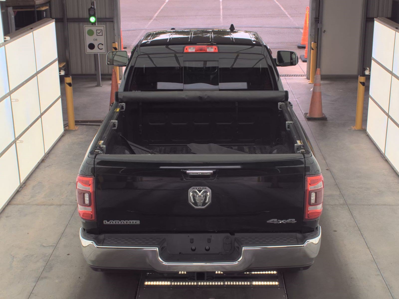 Used 2021 RAM 2500 Laramie AWD/4WD image 8