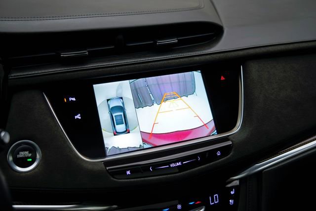 Used 2017 Cadillac XT5 Platinum w/ Driver Assist Package image 29
