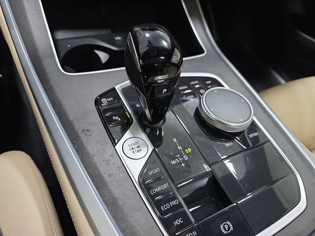 Used 2022 BMW X5 xDrive40i AWD/4WD image 24