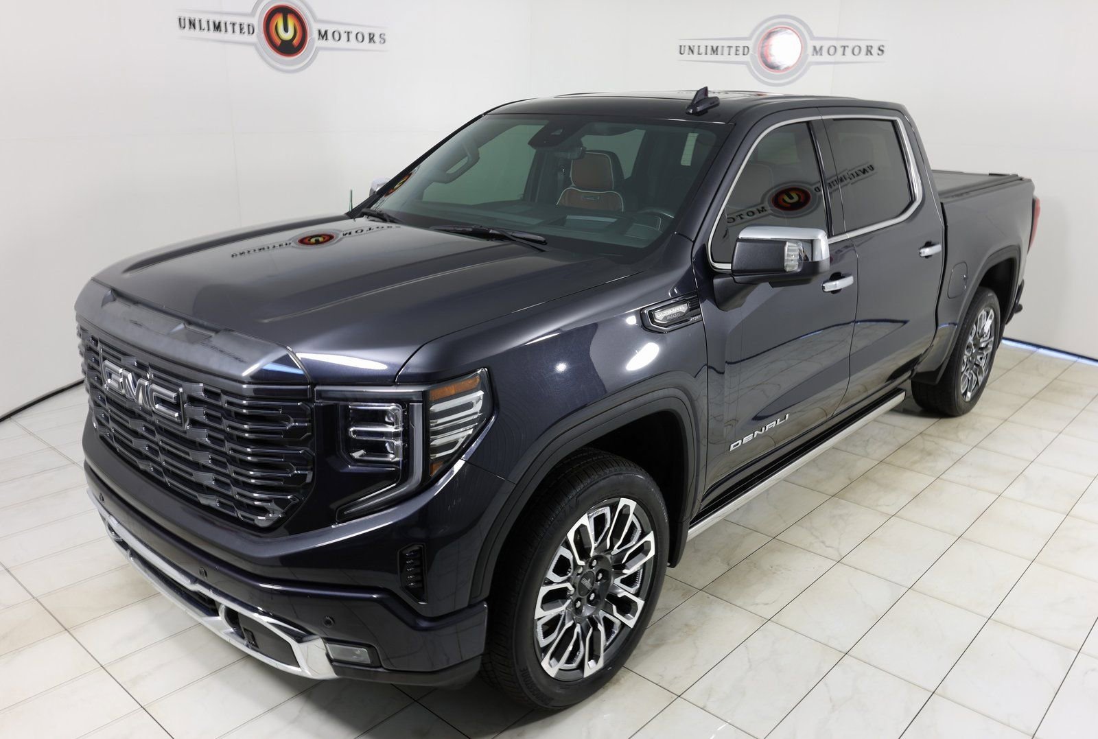 Used 2024 GMC Sierra 1500 Denali Ultimate image 35