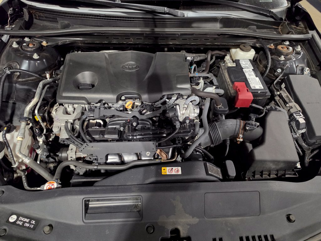 Used 2022 Toyota Camry XLE FWD image 9