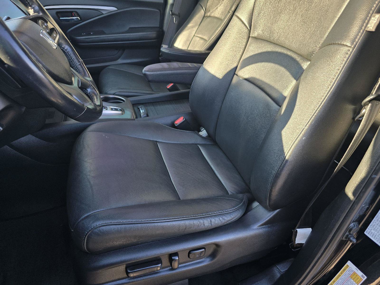 Certified 2021 Honda Pilot Special Edition image 17
