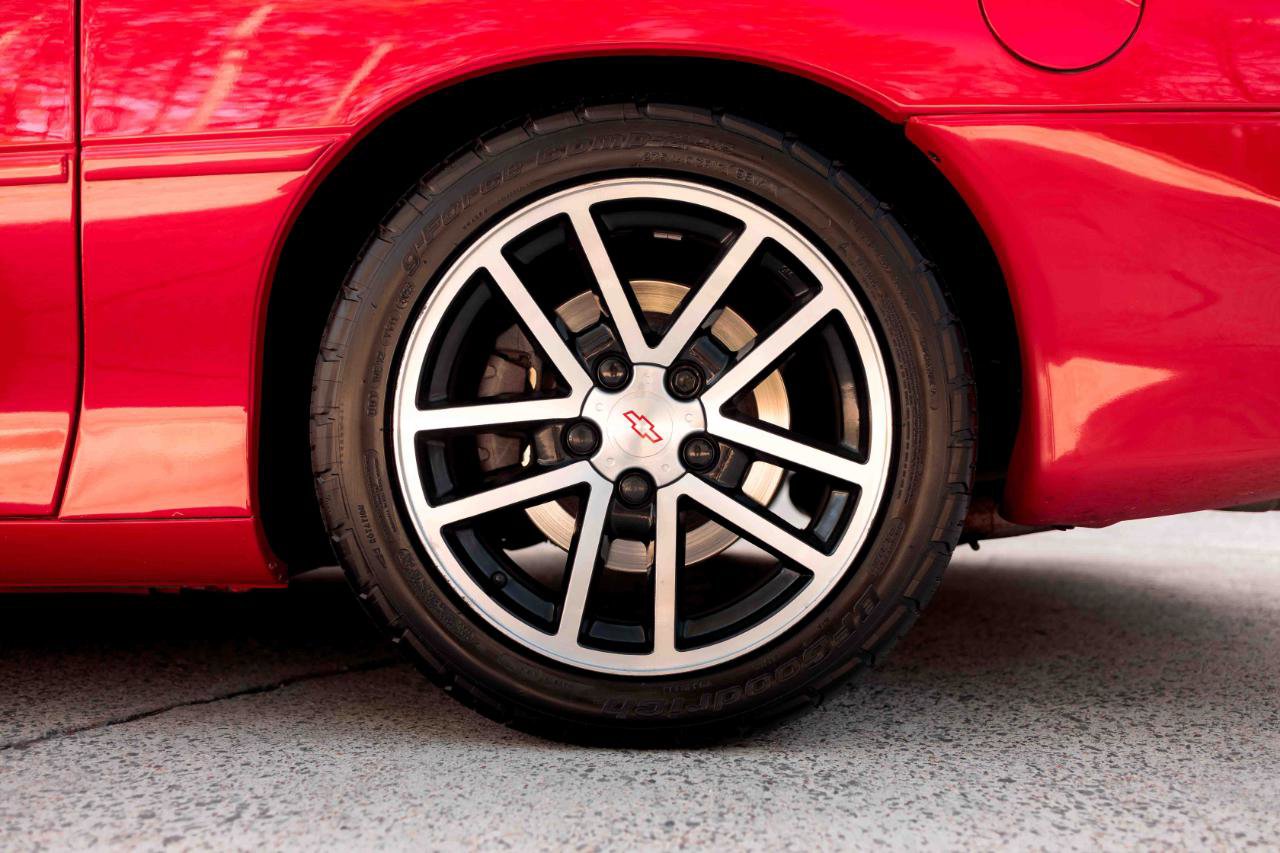 Used 2002 Chevrolet Camaro Z28 w/ SS Performance/Appearance Pkg image 39