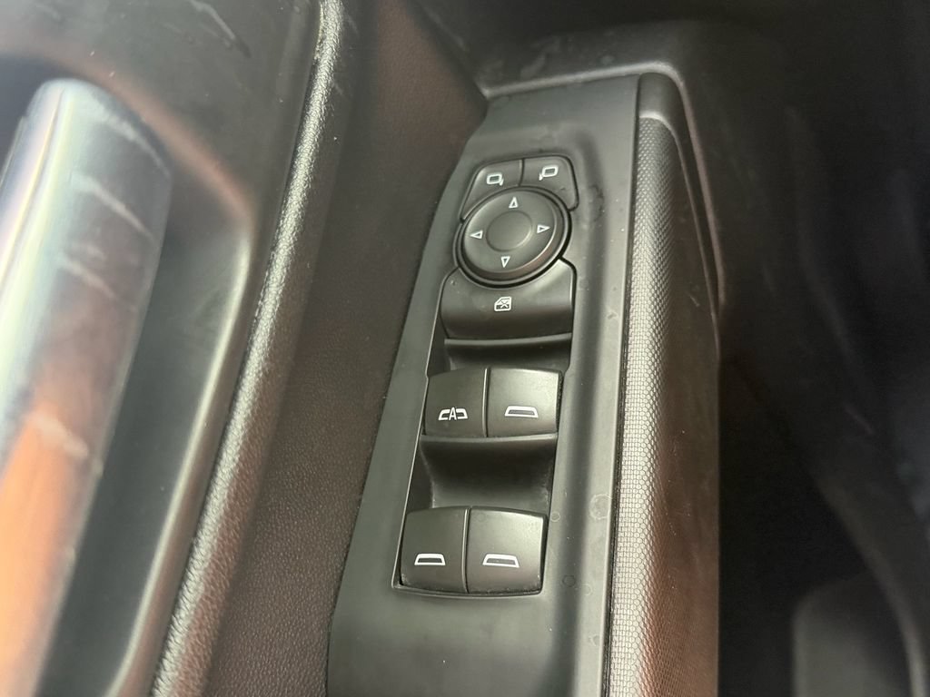Used 2023 Chevrolet Silverado 1500 Custom RWD image 30