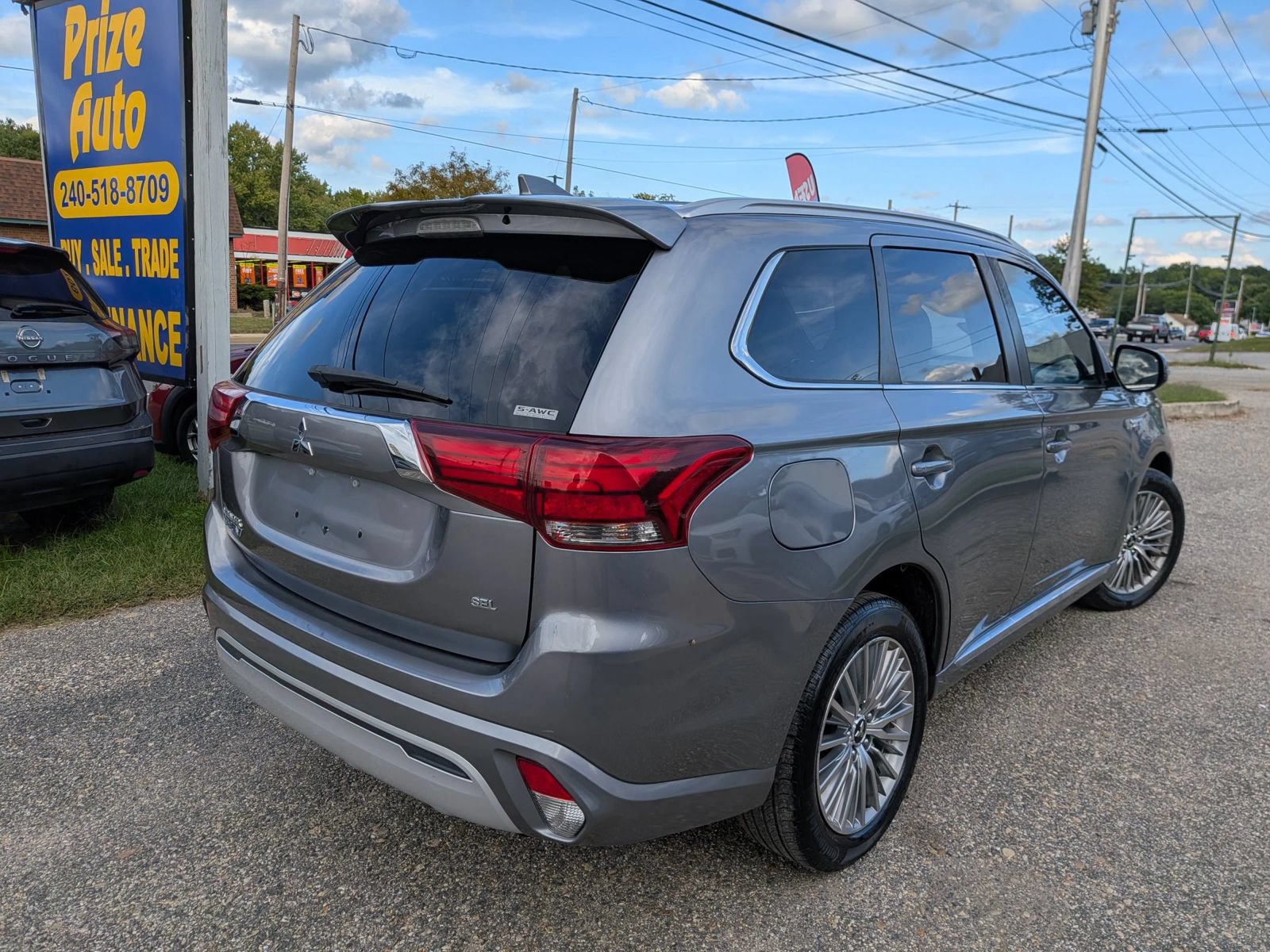 Used 2022 Mitsubishi Outlander SE AWD/4WD image 5