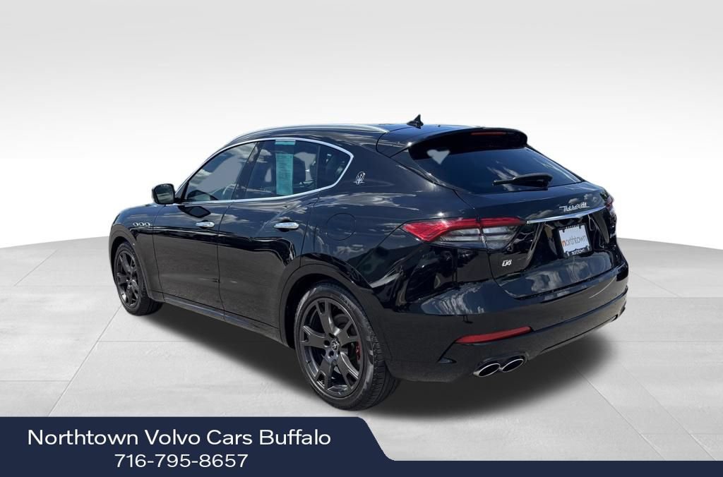 Used 2021 Maserati Levante AWD/4WD image 3