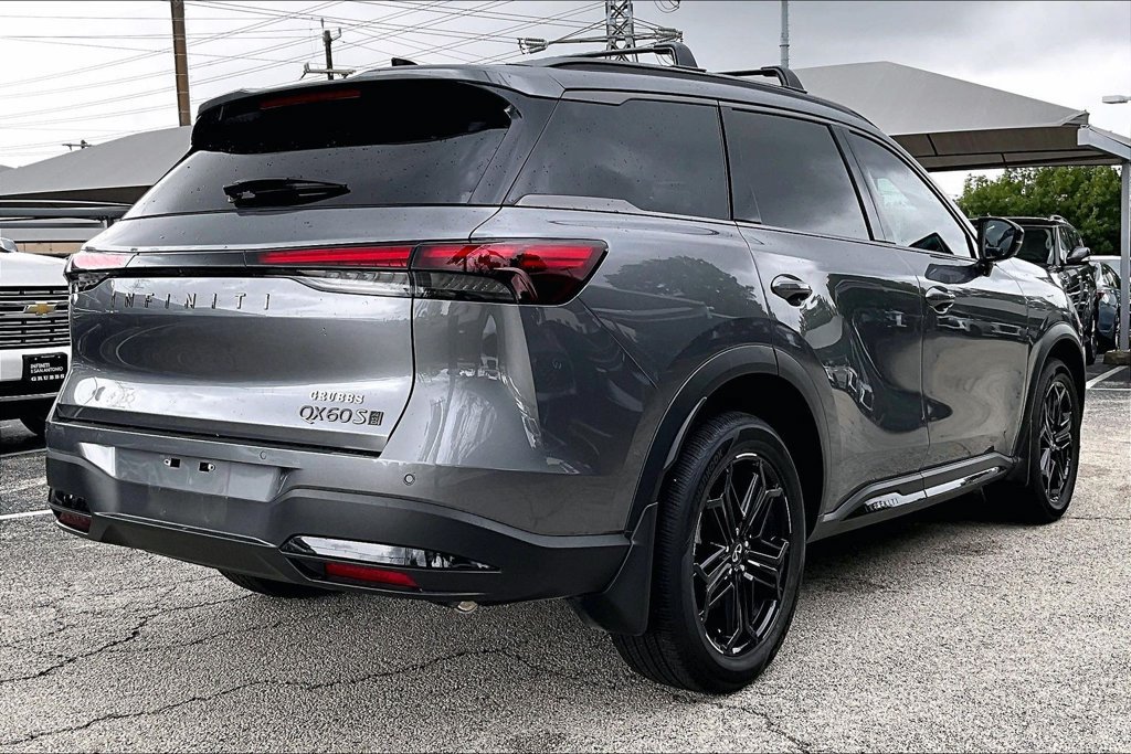 Certified 2026 INFINITI QX60 Sport w/ Dark Cargo Package AWD/4WD image 8