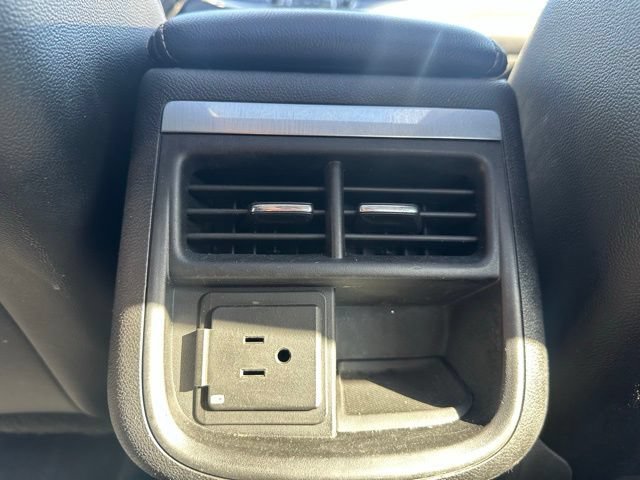 Used 2017 Chevrolet Impala Premier w/ Enhanced Convenience Package FWD image 25