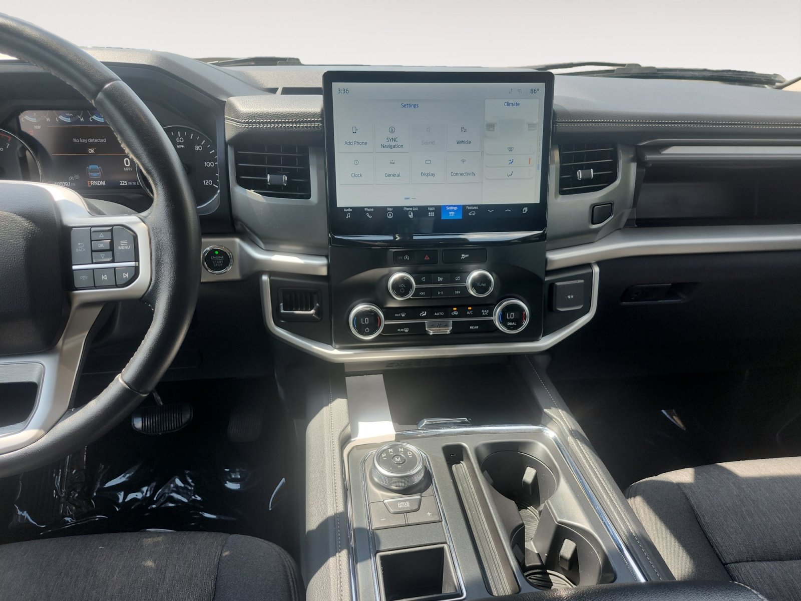 Used 2024 Ford Expedition Max XLT RWD image 11