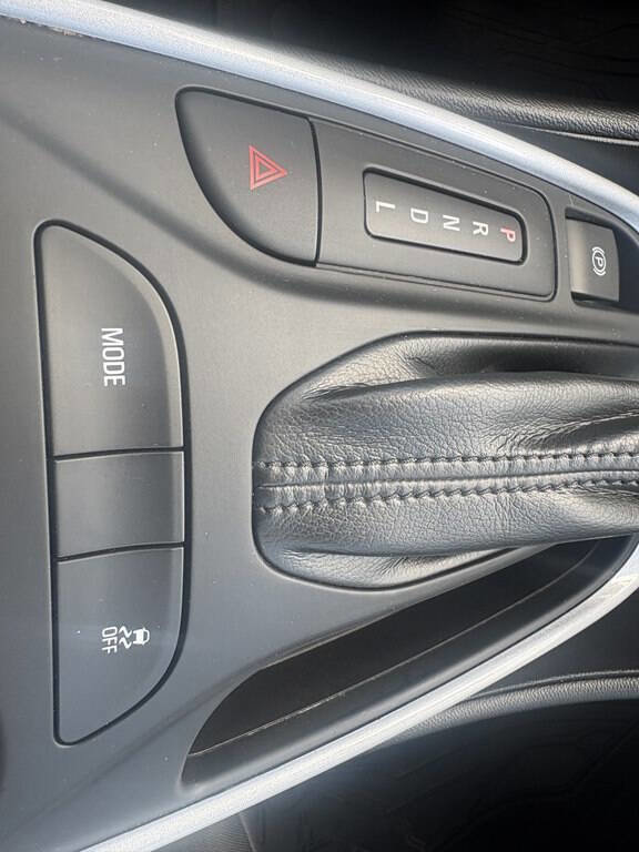 Used 2019 Chevrolet Volt LT w/ Comfort Package FWD image 20