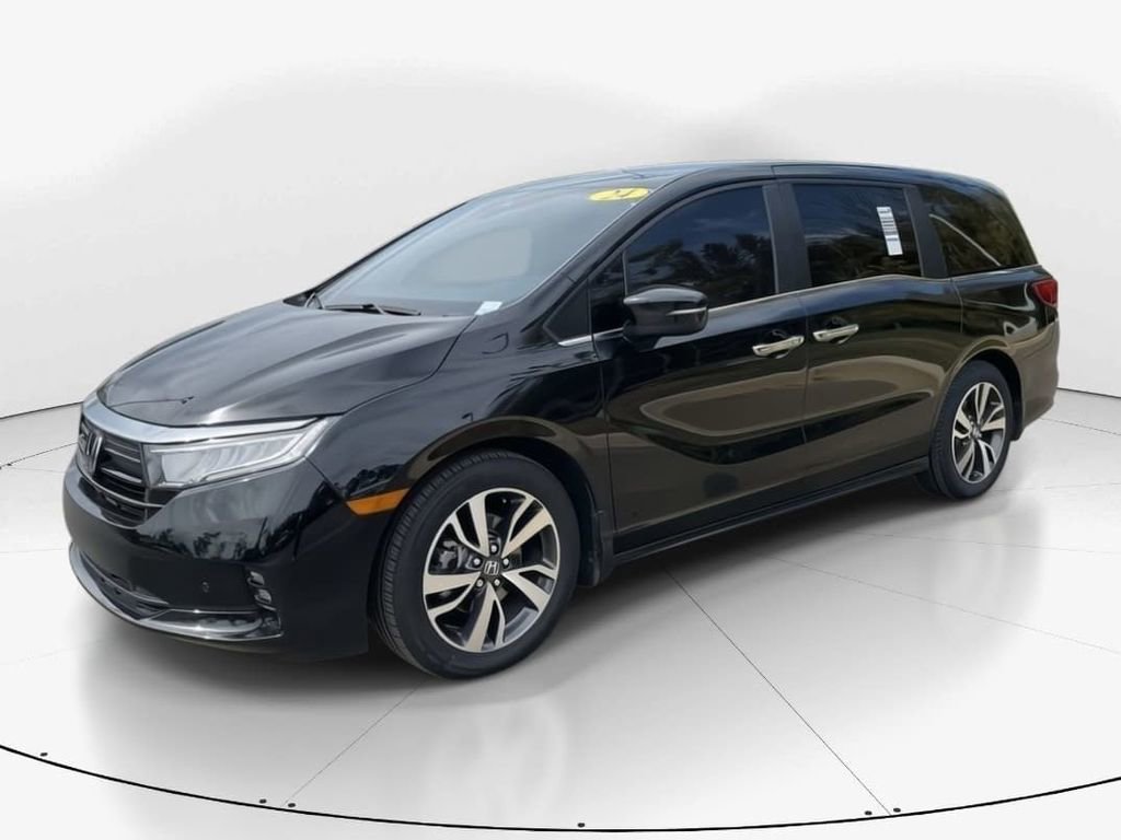 Used 2024 Honda Odyssey Touring image 3