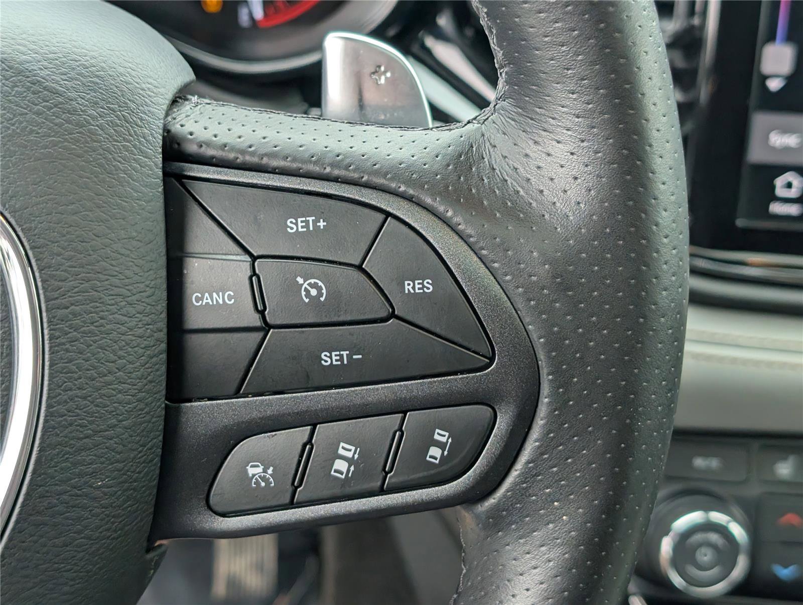 Used 2022 Dodge Durango R/T image 30