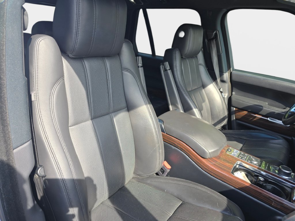 Used 2016 Land Rover Range Rover HSE AWD/4WD image 12