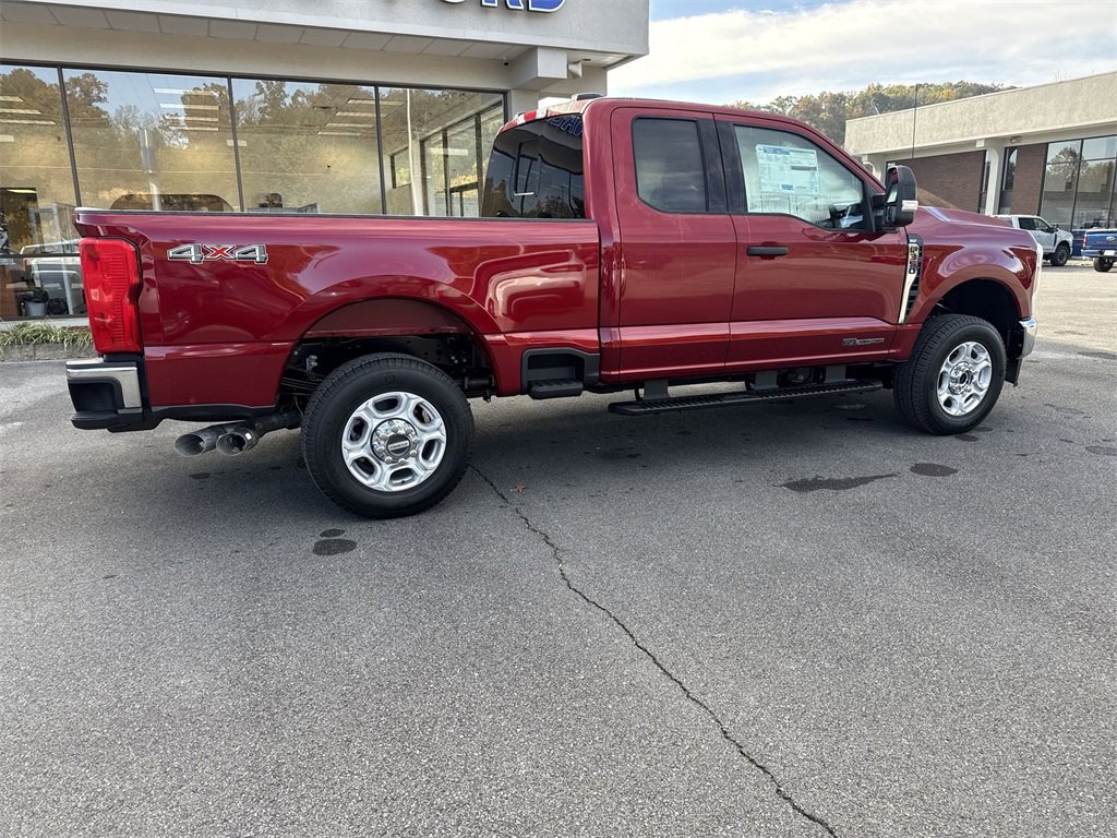 New 2026 Ford F350 XLT image 4