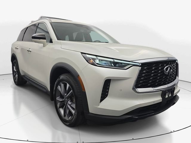 Used 2023 INFINITI QX60 Luxe w/ Cargo Package AWD/4WD image 3