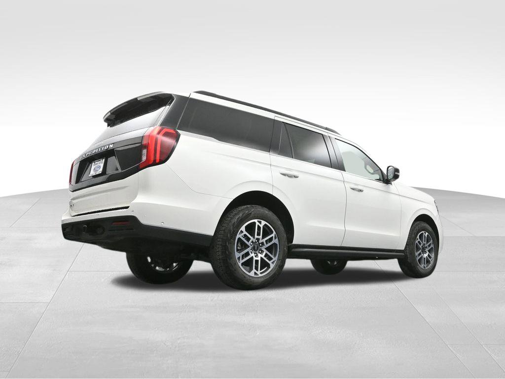 New 2025 Ford Expedition Active image 55