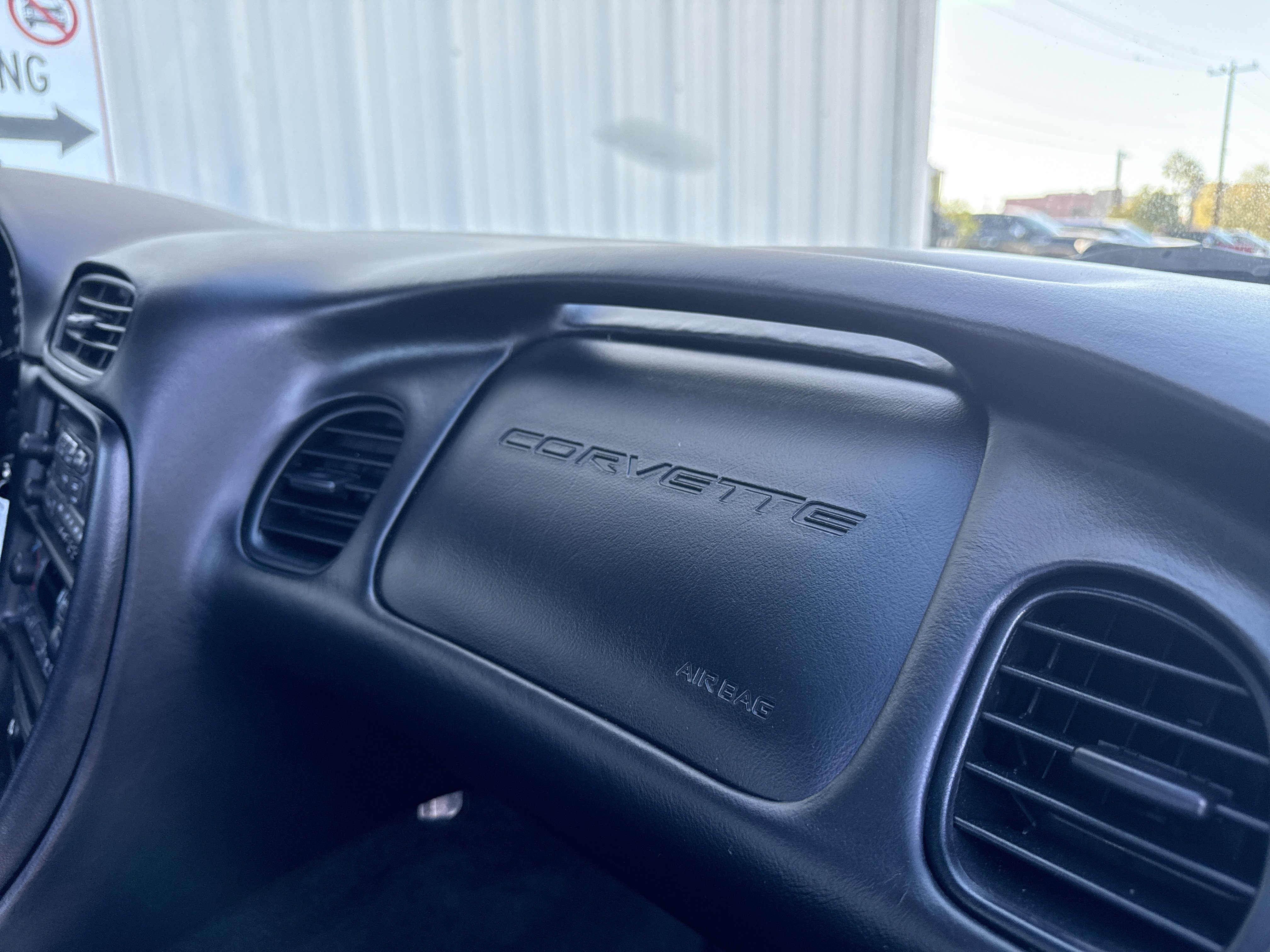 Used 2001 Chevrolet Corvette Z06 w/ Memory Pkg image 46