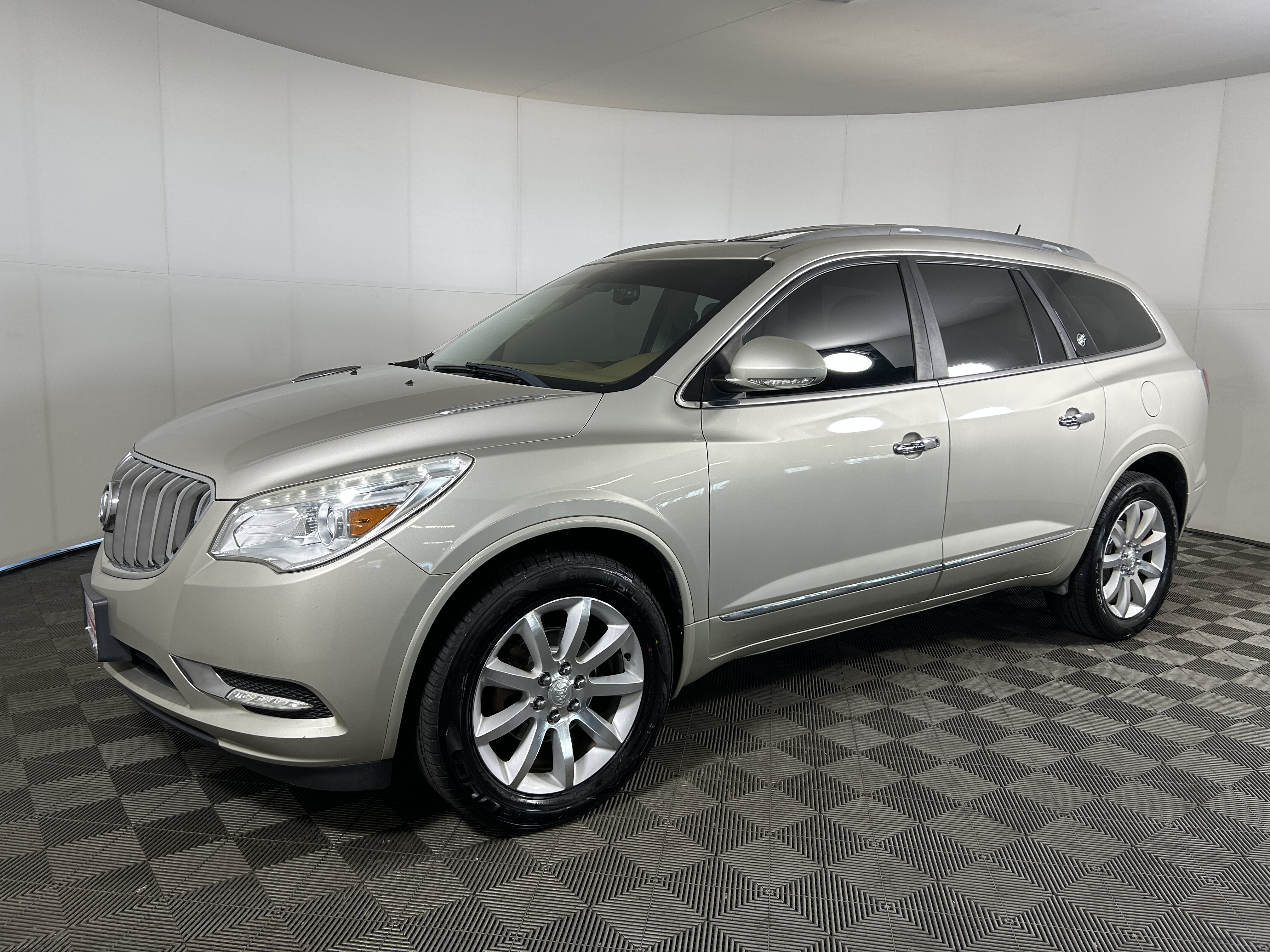 Used 2017 Buick Enclave Premium w/ Experience Buick Package AWD/4WD image 1