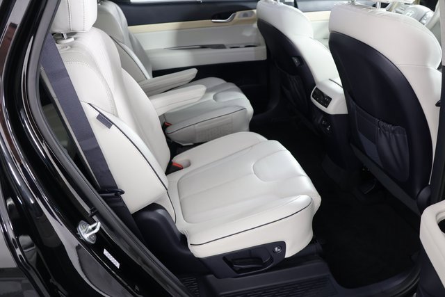 Used 2023 Hyundai Palisade Limited w/ Cargo Package image 25