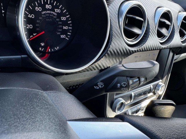 Used 2021 Ford Mustang Coupe image 24