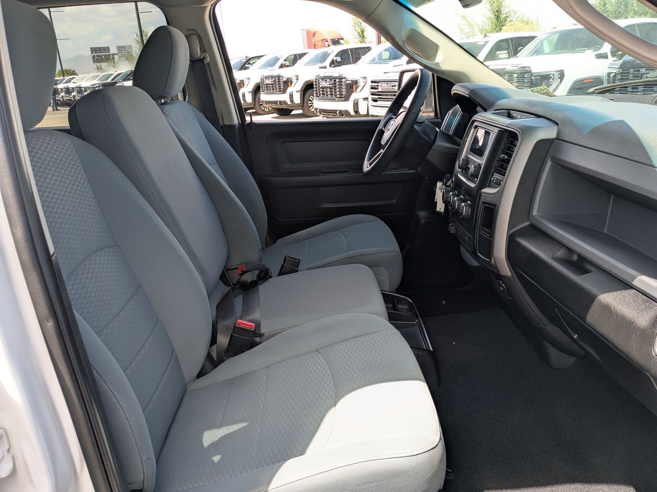 Used 2019 RAM 1500 Classic Tradesman AWD/4WD image 27