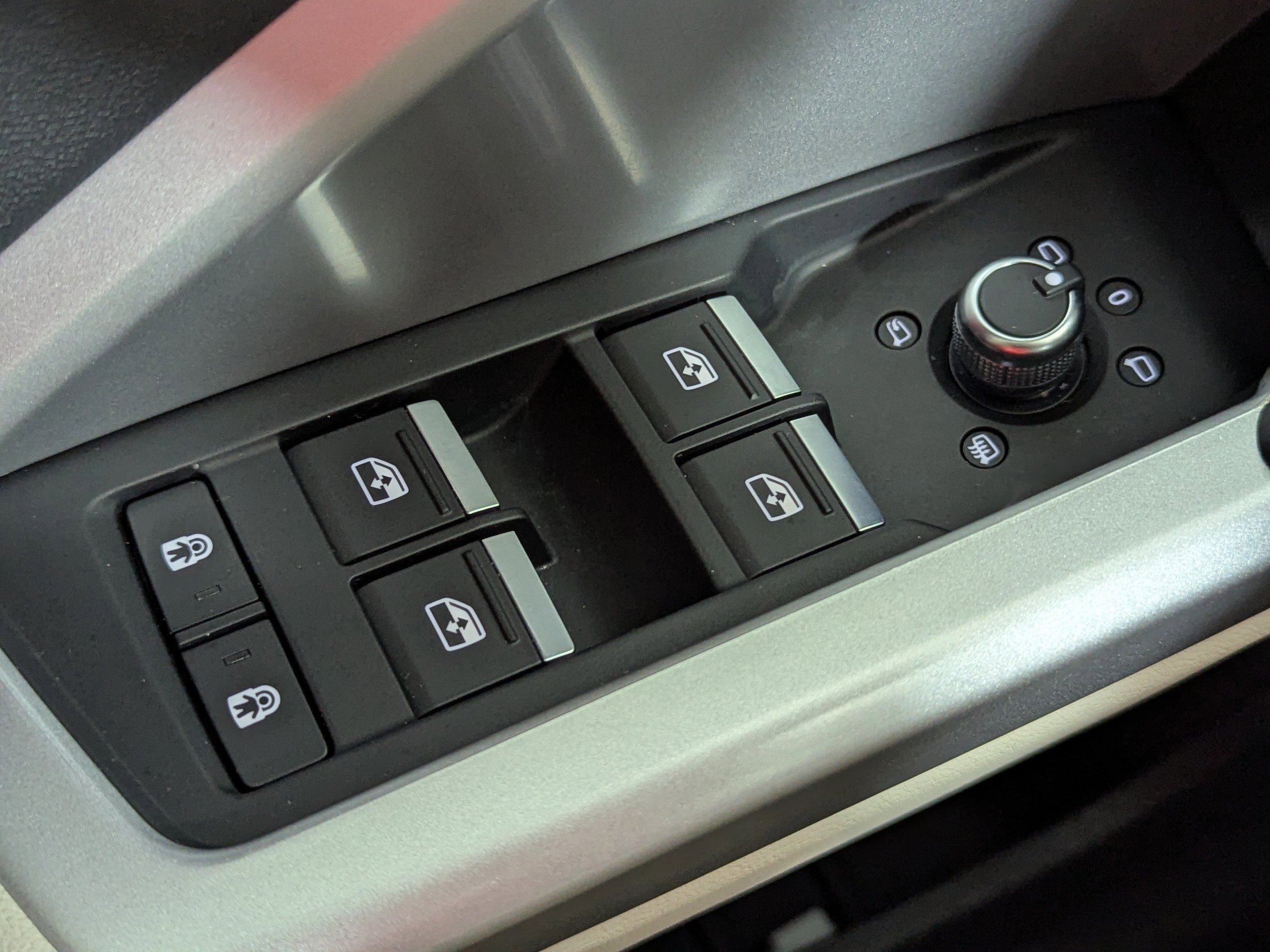 Certified 2024 Audi Q3 2.0T Premium Plus w/ Premium Plus Package image 25