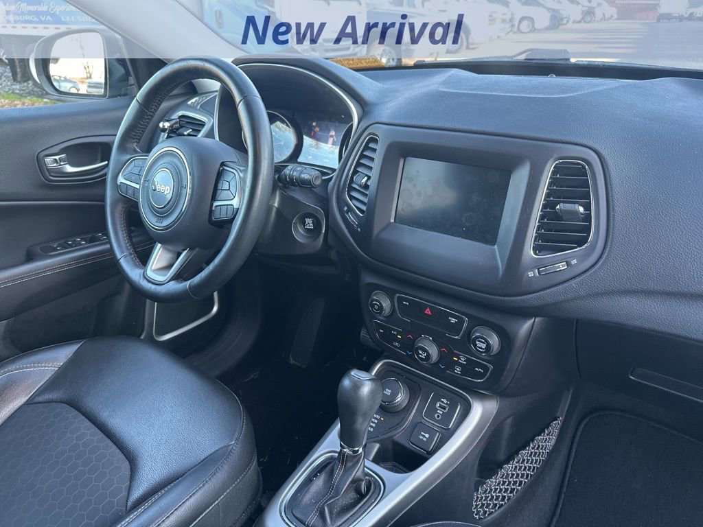 Used 2019 Jeep Compass Latitude w/ Popular Equipment Group image 6