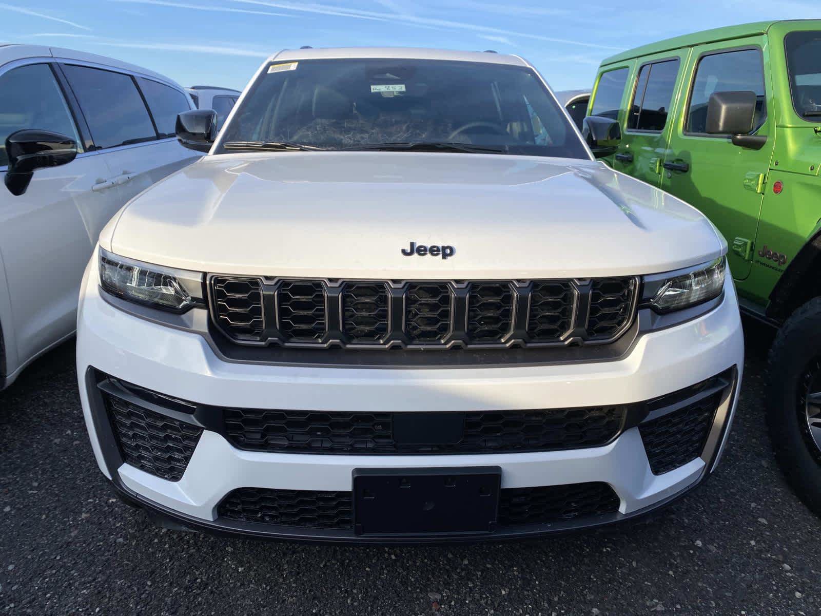 New 2026 Jeep Grand Cherokee Limited image 2